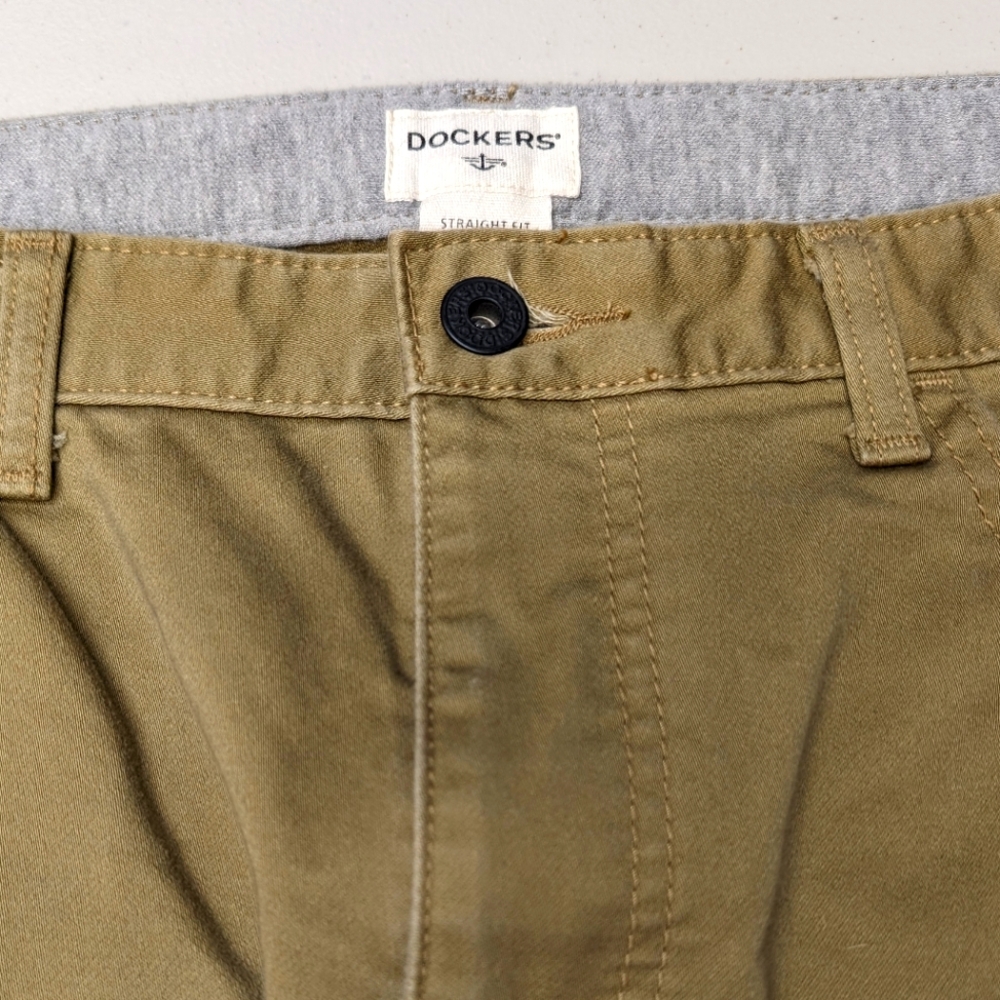 Dockers Khaki